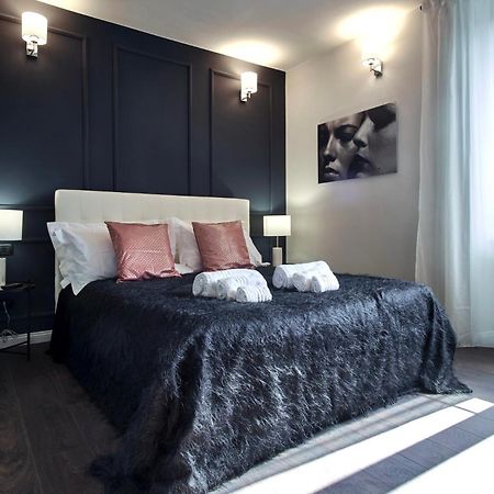 Chiclife Sarona Shenkin - Santa Caterina & Museum Apartment Bergamo Luaran gambar