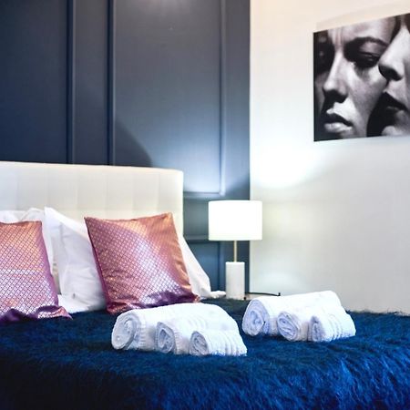 Chiclife Sarona Shenkin - Santa Caterina & Museum Apartment Bergamo Luaran gambar