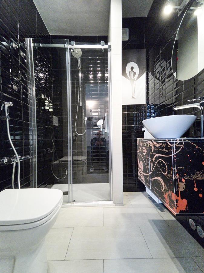 Chiclife Sarona Shenkin - Santa Caterina & Museum Apartment Bergamo Luaran gambar